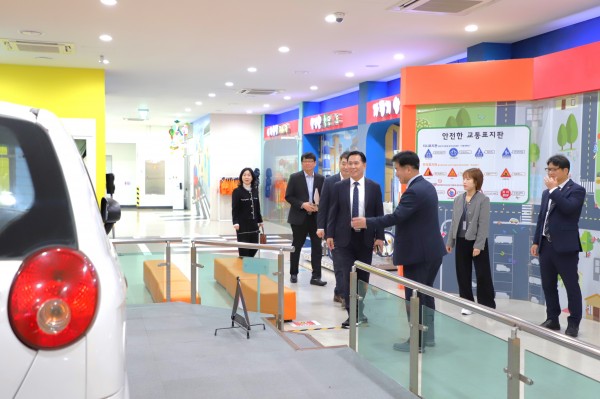 0bf9b15e65de6b8b78817488a66a4754_1761796