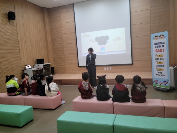 0bf9b15e65de6b8b78817488a66a4754_1761800