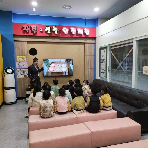 567013d43838a84053eca2de0dcace8a_1762826