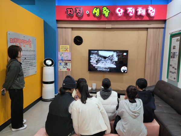 81915cce2c4aaceb83f9e7cd18d5a282_1762307