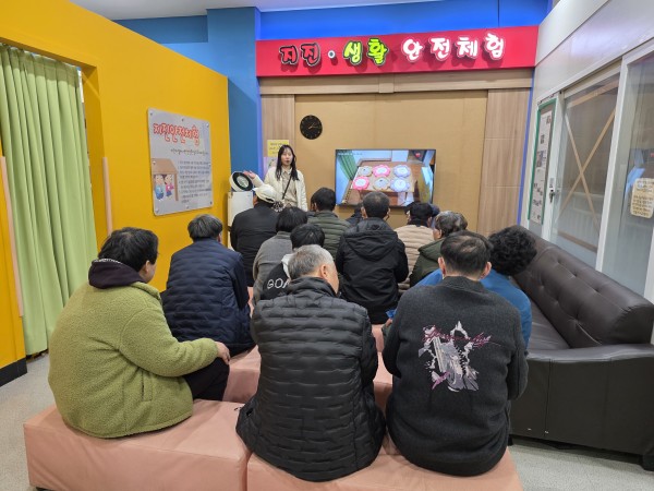 c7f7bab4cea0a50ee576bf33c67ca15b_1773292